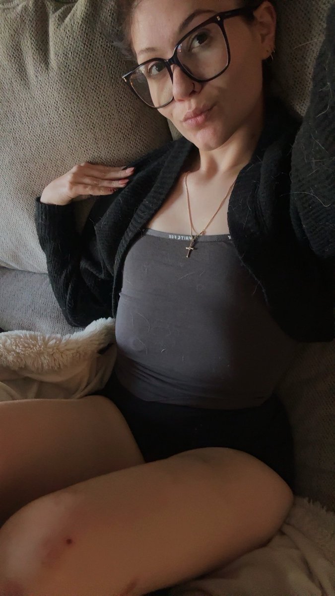 Krissy After Dark tweet media