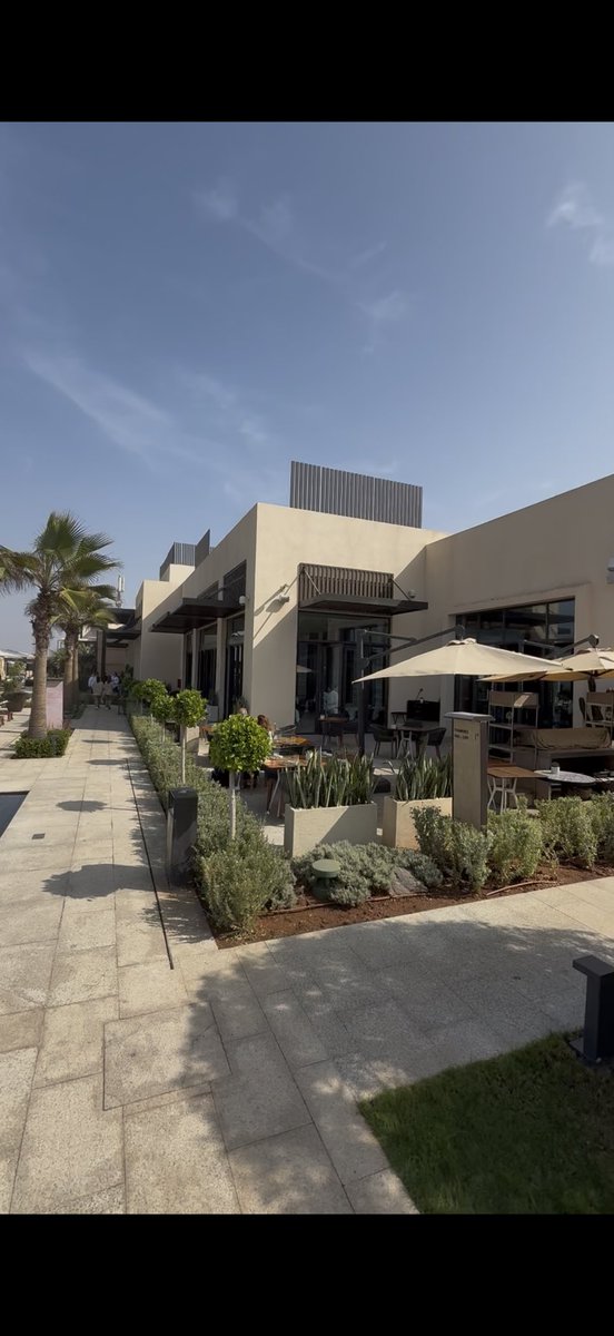 ActuFoot_'s tweet image. 𝗧𝗛𝗥𝗘𝗔𝗗 : 𝗟𝗘𝗦 𝗛𝗢̂𝗧𝗘𝗟𝗦 𝗗𝗘 𝗥𝗔𝗕𝗔𝗧 🇲🇦 𝗤𝗨𝗜 𝗩𝗢𝗡𝗧 𝗔𝗖𝗖𝗨𝗘𝗜𝗟𝗟𝗜𝗥 𝗖𝗘𝗥𝗧𝗔𝗜𝗡𝗘𝗦 𝗡𝗔𝗧𝗢𝗡𝗦 𝗣𝗢𝗨𝗥 𝗟𝗔 𝗖𝗔𝗡 𝟮𝟬𝟮𝟱 ! 🤩

Spoiler : L’hôtel de la République Démocratique du Congo 🇨🇩 est 𝗘𝗫𝗖𝗘𝗣𝗧𝗜𝗢𝗡𝗡𝗘𝗟 😳

👇👇