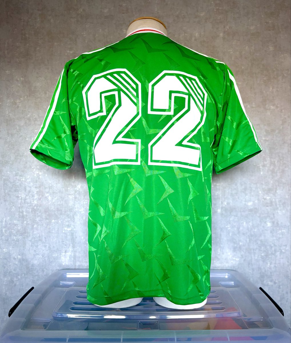 New addition to the Irish collection and it’s a special one. Match issued for the 1992 US Cup 🇺🇸

Using the Italia 90 template with the updated ‘92 crest and Adidas Equipment numberset. Also first time we used numbers on the front of the shirt. Thanks again <a href="/SweeperBrady/">Andy Brady</a> #COYBIG