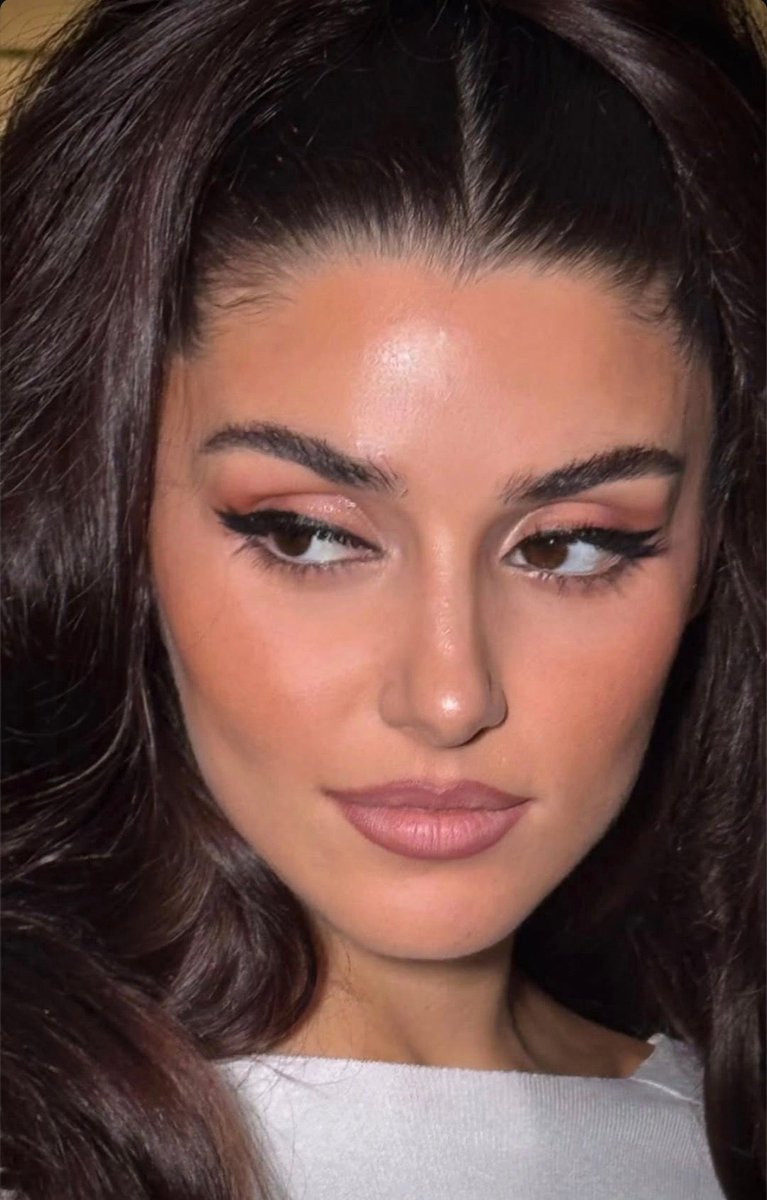 Imagine being this FLAWLESS