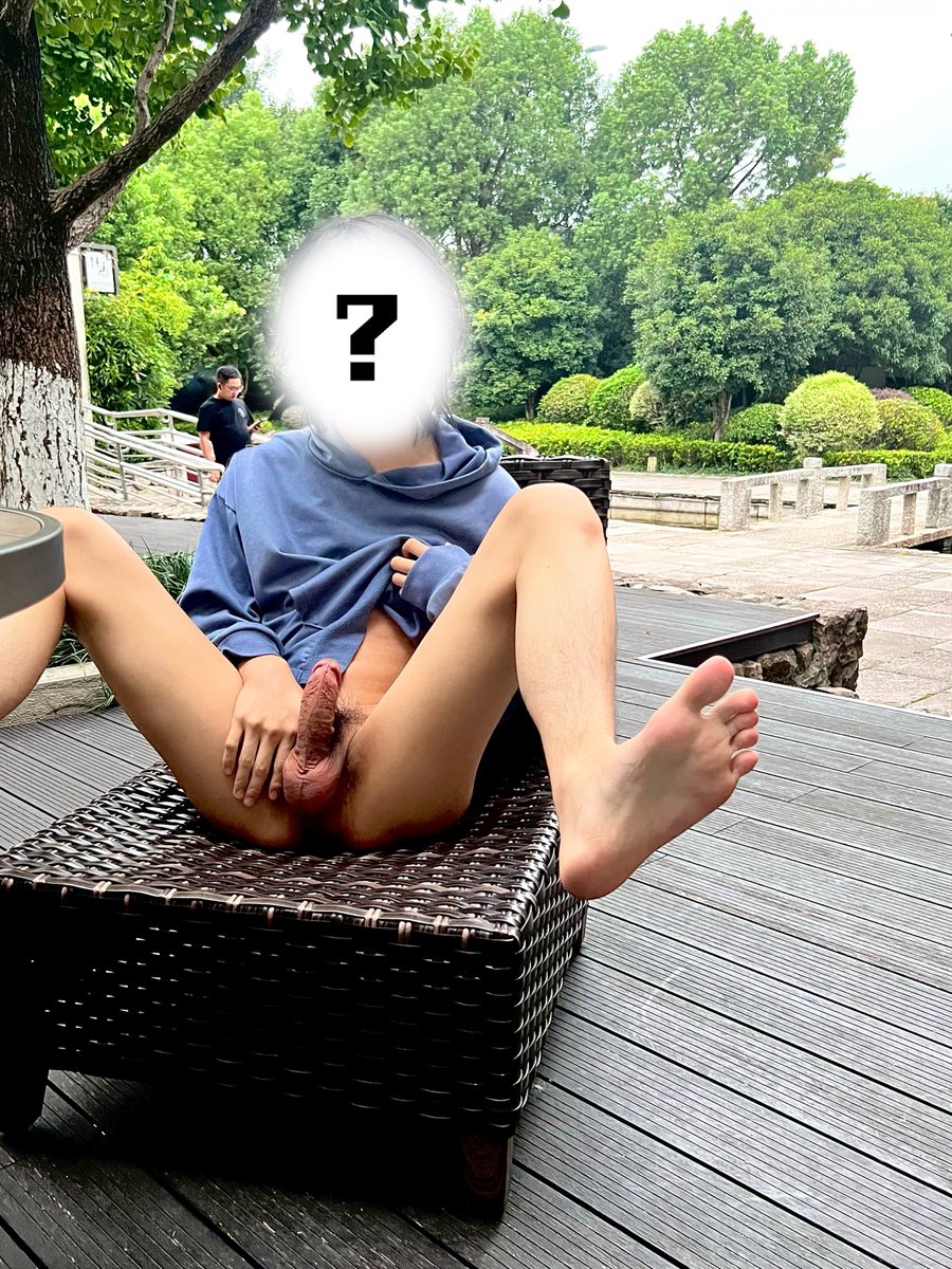 烧杯就是 我说来人了，他说那可以拍了…