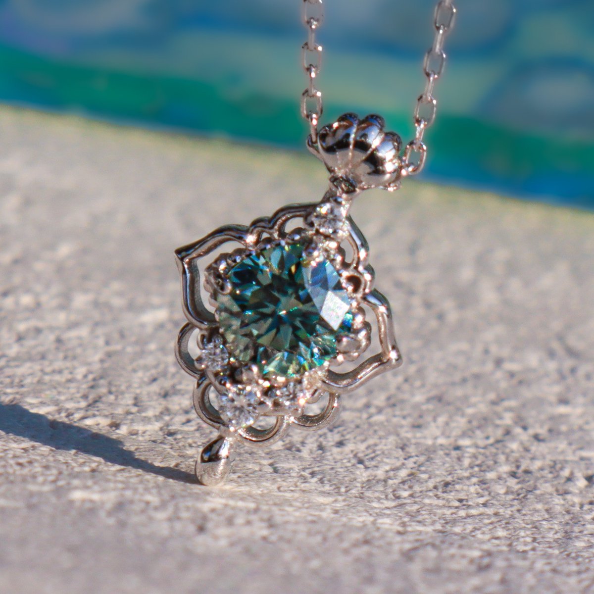 erta_jewelry's tweet image. [#RT #rt이벤트]
🦋rt+팔로워 한 분께 스피넬 펜던트를 제작해드려요!

🌊짙은 파도 속 비밀 "인어 펜던트" 
텀블벅 프로젝트에 공개 되었습니다!
인어가 남기고 간 비밀의 증표를 만나보세요💎

관심 있으시다면 알림신청도 부탁드려요💙
tumblbug.com/erta_mermaid-p…