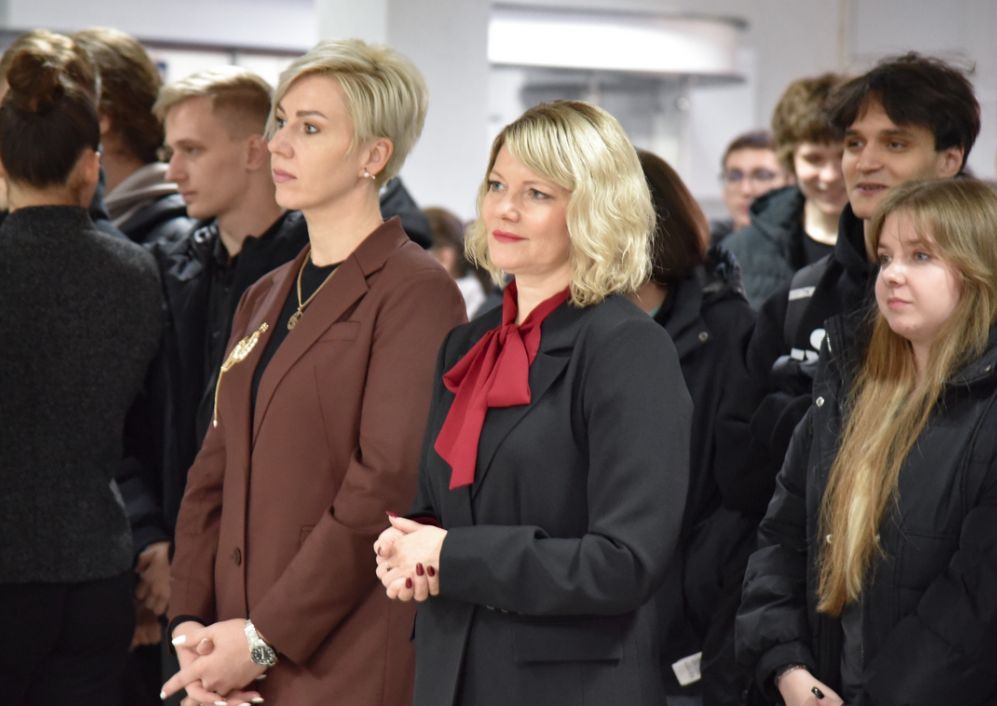 yo_vstu's tweet image. Концертная программа, посвященная Республиканской Неделе родительской любви
 
С 14 по 21 октября в ВГТУ проходит Неделя родительской любви.
vstu.by/news/3362-kont…