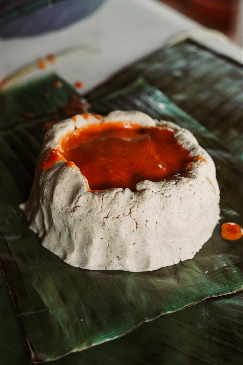 koobenmani's tweet photo. ¡Se acercan las fechas para que el pib robe corazones! 🧡🤌🏼🔥 ¡Esa vibra yucateca que huele a tradición y sabe a gloria! 🤤✨ #JanalPixan #YucatánVibra #PlatilloYucateco https://t.co/uJRCUk7UkZ