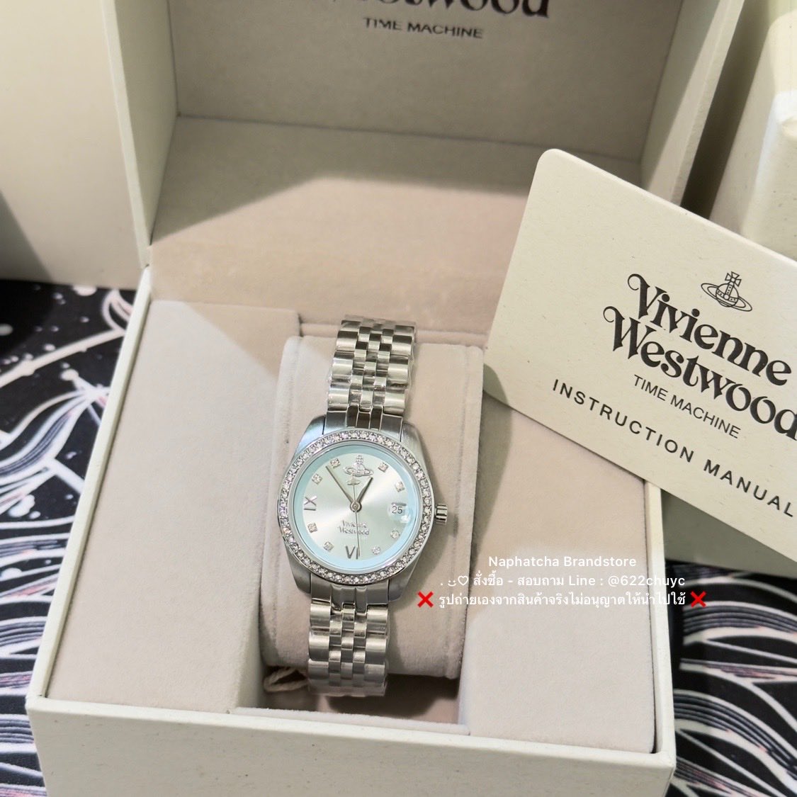 Npc_Brandstore's tweet photo. 🪐 Vivienne Westwood Exclusive Fenchurch Hongkong 🇭🇰 

⏱️ หน้าปัด : 28mm. 
⏱️ อุปกรณ์ครบ
⏱️ รับประกัน 2 ปี

💸 Price : 8,290 THB. 
💳 รับบัตรเครดิตทุกธนาคาร

📱 สั่งซื้อ-สอบถาม : Line : @622chuyc

#ป้ายยาวิเวียน #นาฬิกาวิเวียน #นาฬิกาVivienne 
#นาฬิกาข้อมือผู้หญิง #วิเวียนเวสวู๊ด https://t.co/OXd8Ehdwz6