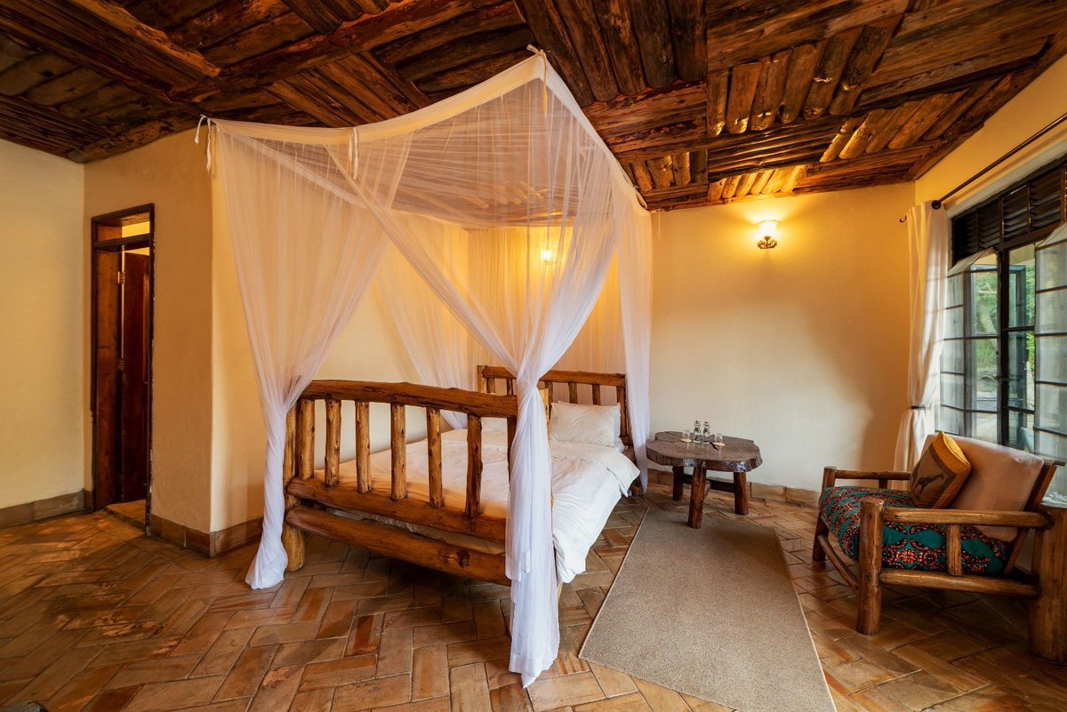 wekesa_amos's tweet image. FRIDAY MARKET DAY

Your potential customer(s) might be on my timeline.  Showcase your services and products in the comment section!

#FridayMarketDay 

BOOK SIMBA SAFARI CAMP , part of (@_GL_Collection )
+256 772426368 

Book online: thegreatlakescollection.com