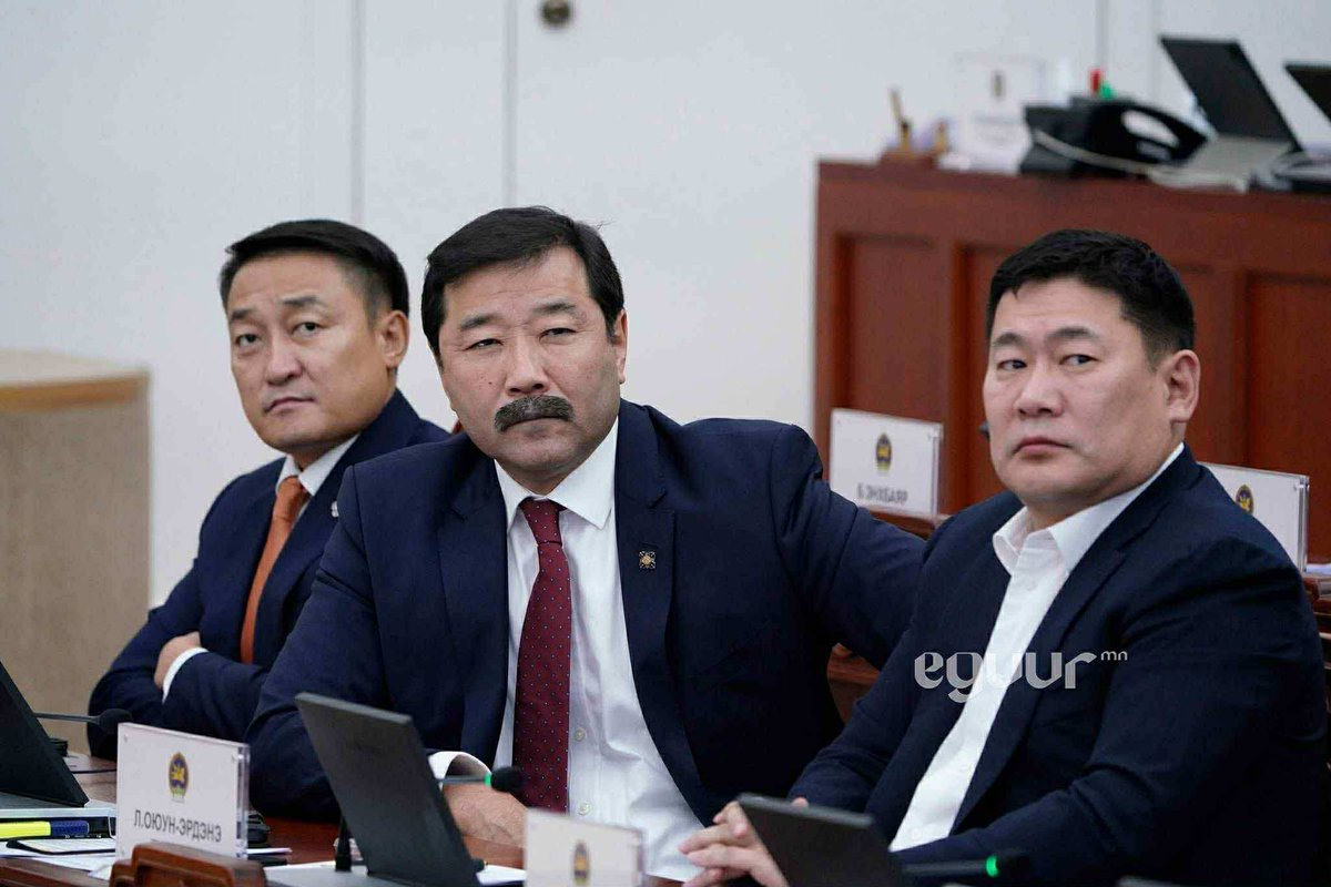 Нүүрсний “их гурвал”