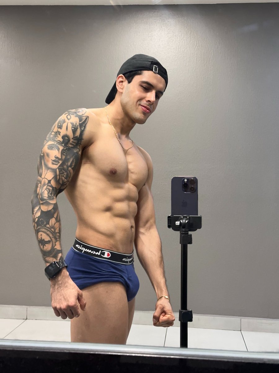 gio_mcra's tweet photo. Unas de gymrat🔥🥴 https://t.co/0N9M0uNtWn