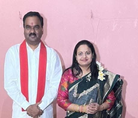 Ritika Awasthi (@ritikaawasthi6) on Twitter photo हम सबकी प्रेरणा स्त्रोत भगवती मानव कल्याण संगठन के केंद्रीय अध्यक्ष शक्तिस्वरूपा बहन पूजा दीदी जी एवं हम सभी के मार्गदर्शक,भगवती मानव कल्याण संगठन के केंद्रीय महासचिव आदरणीय अजय भईया जी को विवाह वर्षगांठ की हार्दिक शुभकामनाएं 💐 🎂💫
<a href="/AJAYAWASTHI108/">AJAY AWASTHI</a>
<a href="/poojabmks/">Pooja Shukla 🇮🇳</a> हम सबकी प्रेरणा स्त्रोत भगवती मानव कल्याण संगठन के केंद्रीय अध्यक्ष शक्तिस्वरूपा बहन पूजा दीदी जी एवं हम सभी के मार्गदर्शक,भगवती मानव कल्याण संगठन के केंद्रीय महासचिव आदरणीय अजय भईया जी को विवाह वर्षगांठ की हार्दिक शुभकामनाएं 💐 🎂💫
<a href="/AJAYAWASTHI108/">AJAY AWASTHI</a>
<a href="/poojabmks/">Pooja Shukla 🇮🇳</a>