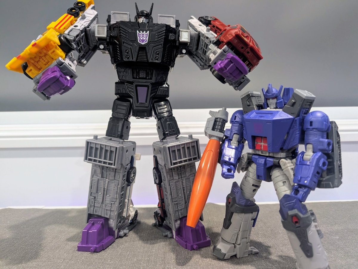 "King of the road!"

Got my hands on a full set of Transformers Legacy Stunticons (and not at extreme scalper prices!). Behold Menasor! He is as awesome as I expected 😍

#transformers  #toyphotography #hasbro