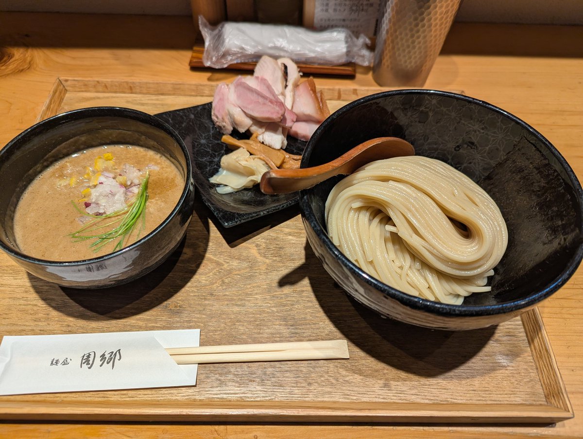 つけ麺
めちゃくちゃ美味い