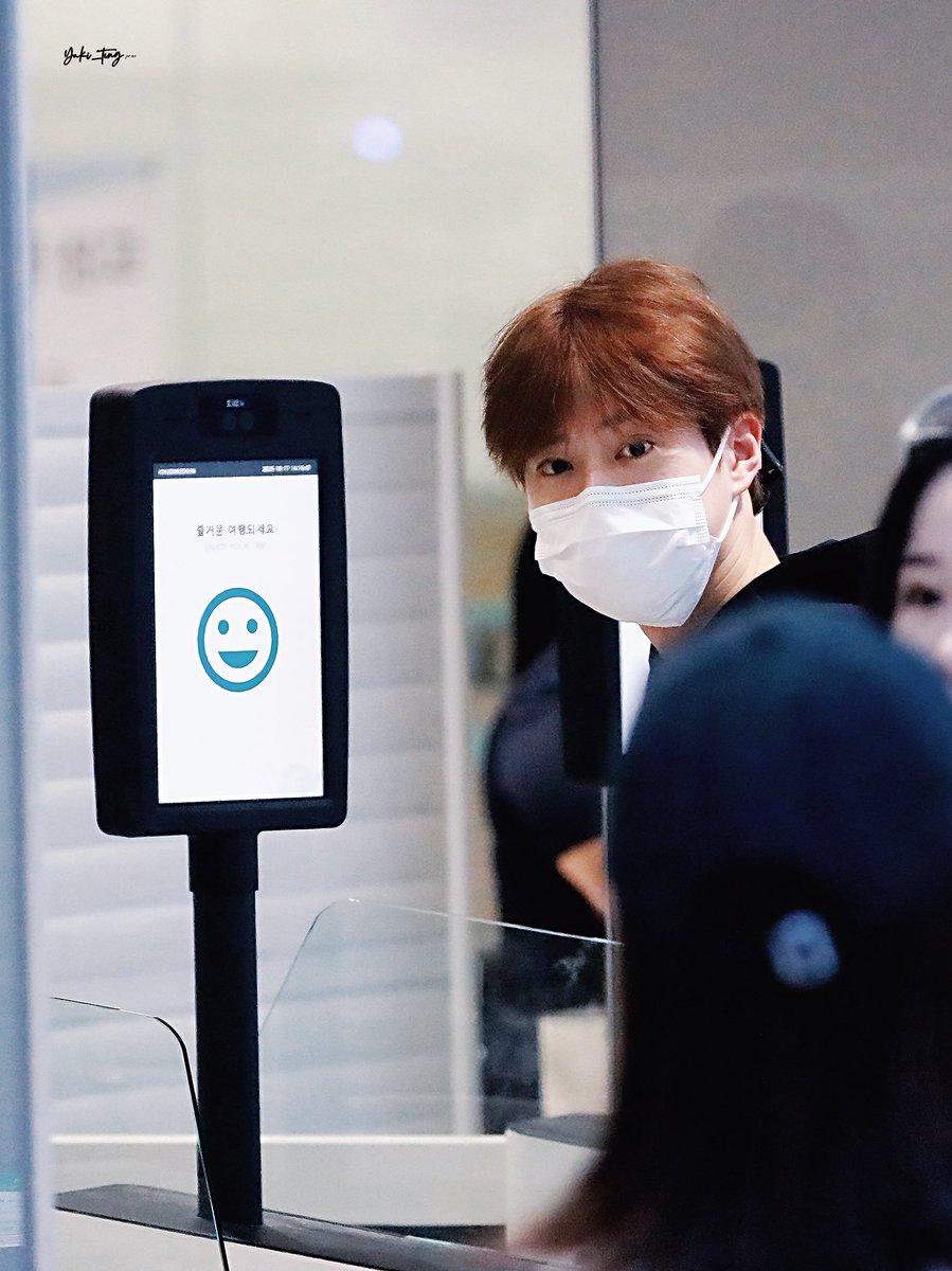 Suho is on his way to Jakarta, Indonesia for SectorK 2025 Festival!! SAFE FLIGHT BB 🥹🤍
