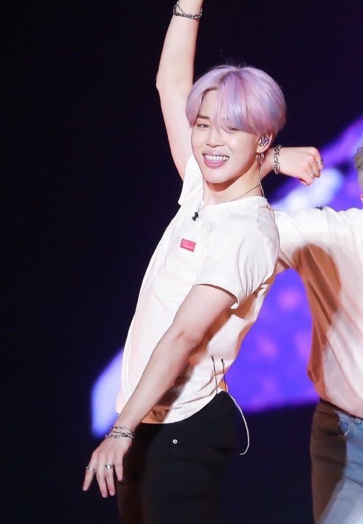 itboyfiIes's tweet image. this diva