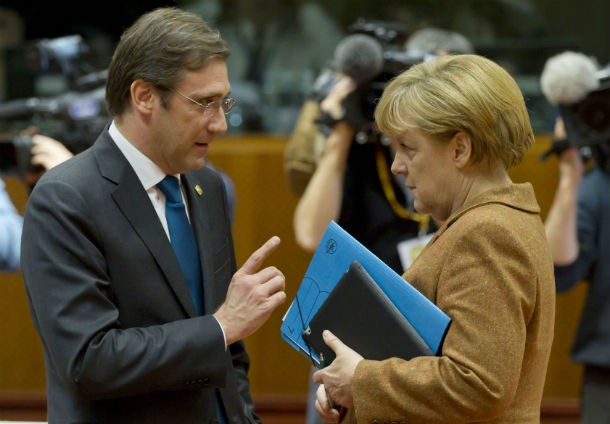 🇪🇺 Vocês não acham estranho que aquele a quem vocês chamam de capacho da troika não seja hoje o presidente do conselho europeu? 

Pois é. É outro.

O Passos Coelho é o maior injustiçado da nossa história política recente, condenado ao exílio moral num país que prefere ser