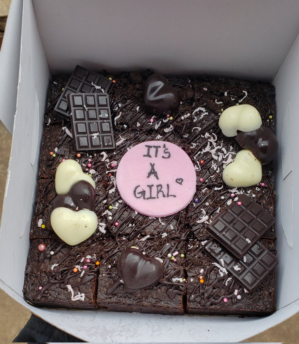 Your cake plug!