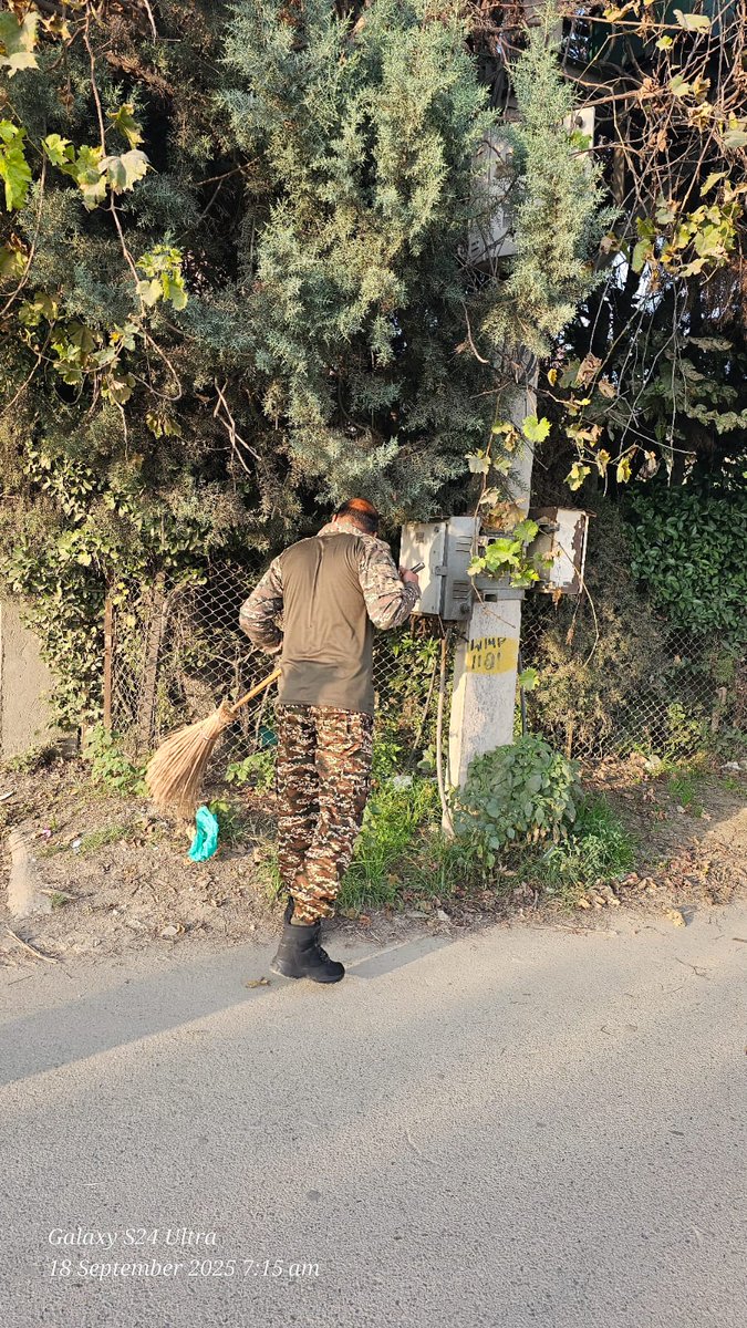 29_crpf's tweet photo. #SpecialCampaign5.0, #CRPF battalions and offices across the country undertook remarkable efforts towards cleanliness, beautification, and better utilization of spaces.
Upholding the vision of the Government of India, #CRPF remains steadfast in its commitment on the ground. https://t.co/CqeaGrmAJD