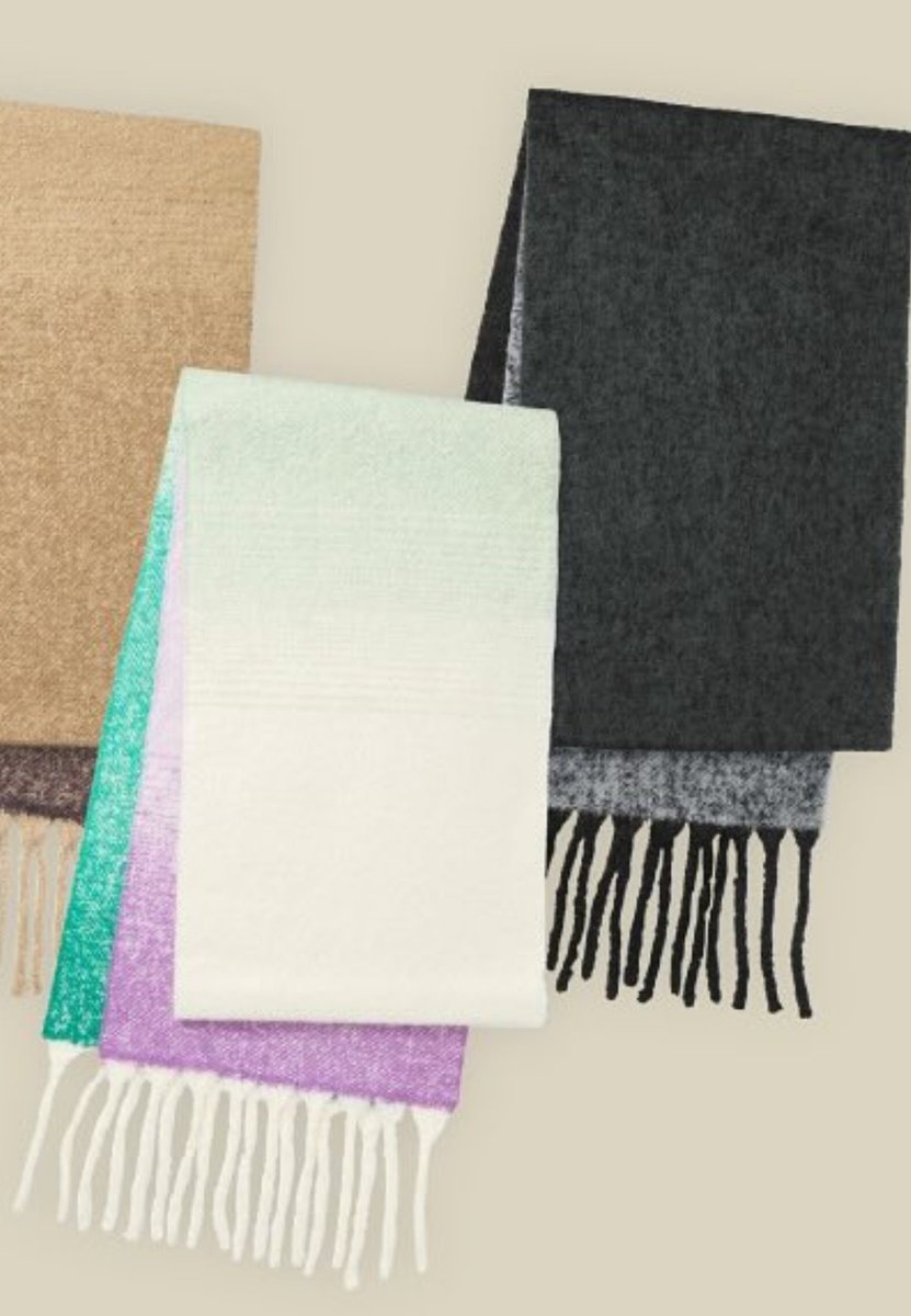 🪨の皆さんへちょっとみんなお願いだ後生だから私に10秒ください
💚🚀💜🃏🩶🚬🖤✖️
なんと驚きの、が、概念マフラー…………！！！