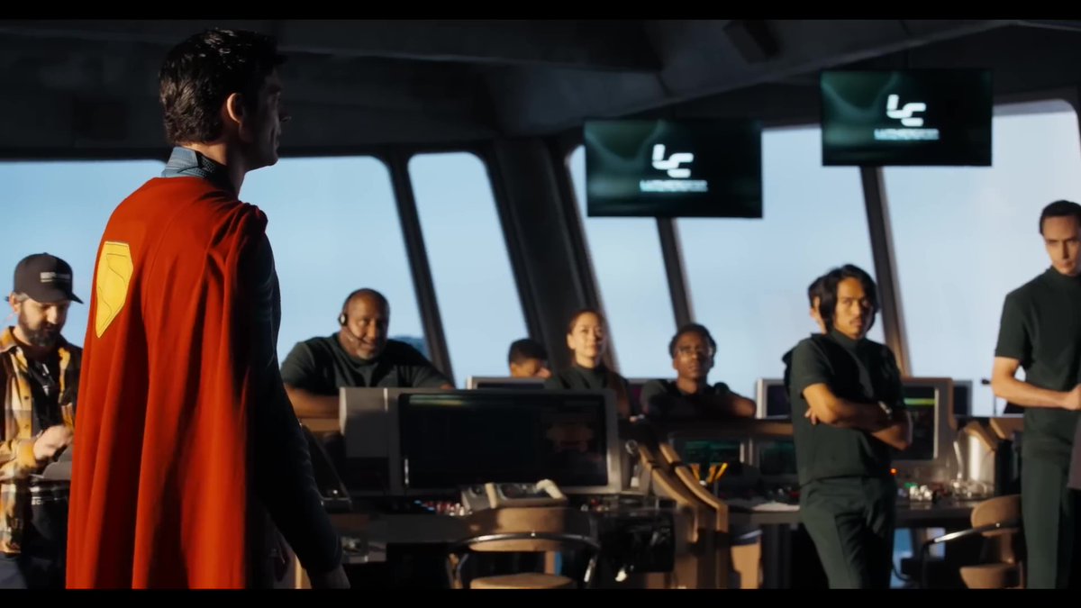 morphwx's tweet image. They're like: "Lex, your husband's here. Again!"