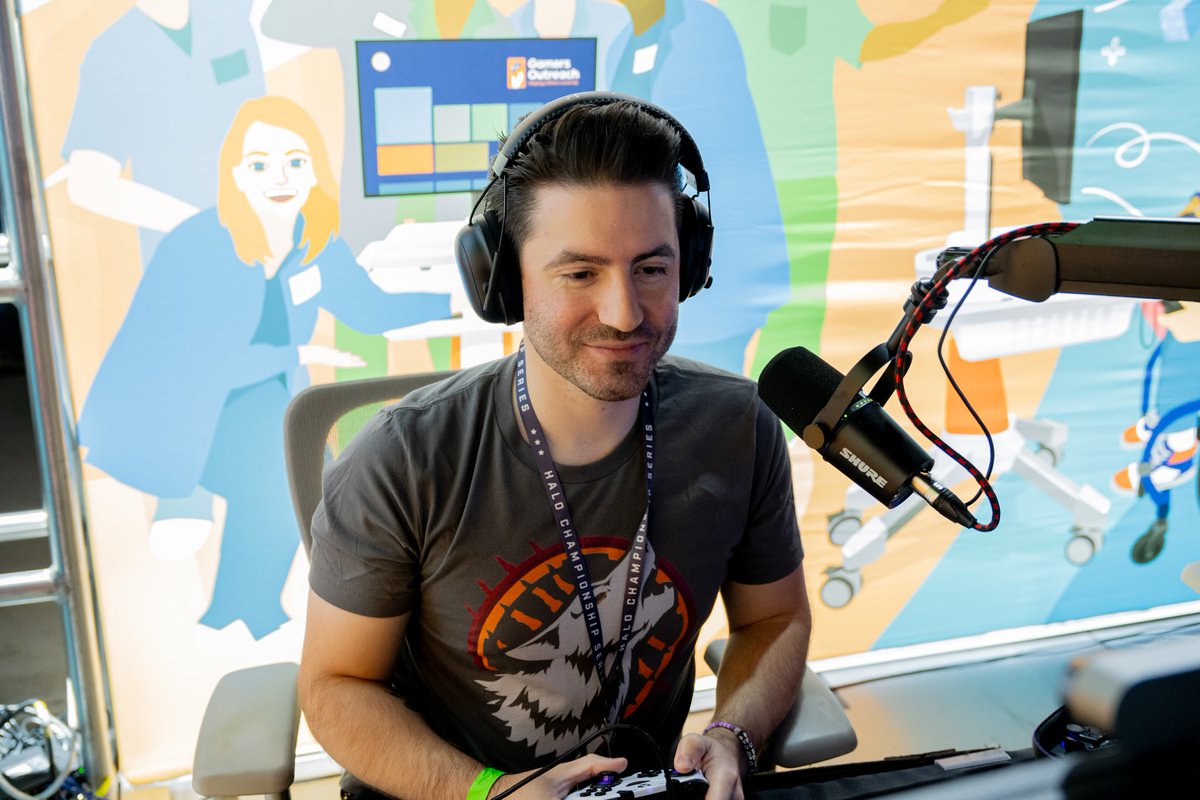 OmnicientWolf 🇨🇦🐺 tweet media