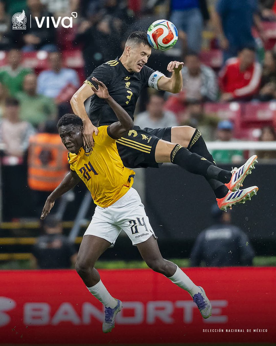 DatosTri's tweet photo. La Selección Mexicana de Fútbol igualó 1-1 con Ecuador en duelo amistoso y sigue sin ganar en el estadio Akron de Guadalajara.

Germán Bertrame abrió el marcador al minuto 4, pero Jordy Alcívar lo empató al 19'. https://t.co/Cqqy5a5w1z