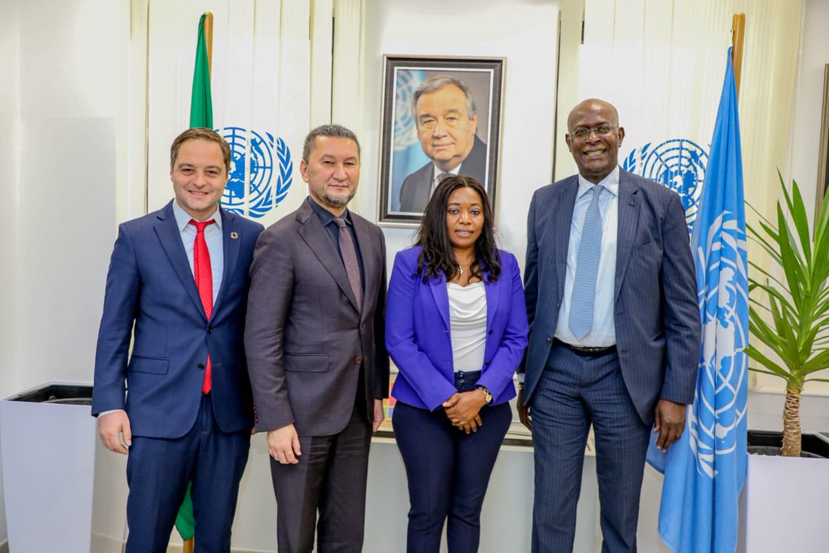 Delighted to host <a href="/ToilyKurbanov/">Toily Kurbanov</a> Exec. Coordinator, <a href="/UNVolunteers/">UN Volunteers</a> at <a href="/UN/">United Nations</a> House Abuja. Reaffirmed the vital role of UNVs in advancing the work of UN in 🇳🇬. 
I urge <a href="/NigeriaGov/">Government of Nigeria</a> to tap into UNV’s potential to boost youth employability &amp; fast-track the #SDGs.