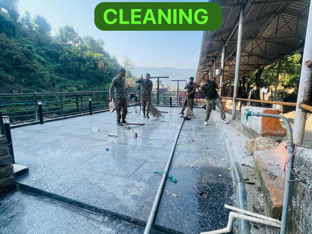 72Crpf's tweet photo. Under #SpecialCampaign5.0 Institutionalizing Swachhata and minimizing pendency, cleanliness activities were undertaken at HQ/72 BN and sub Unit Location DTD 17/10/2025.
@crpfindia
@SwachhBharatGo https://t.co/c50oqQlEHh