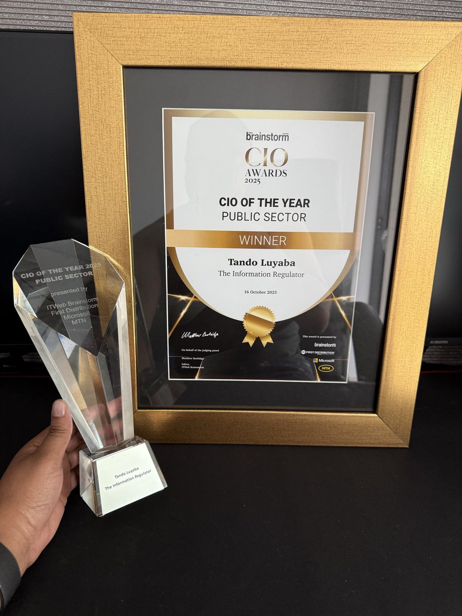iAmTando's tweet photo. Bringing a bit of LinkedIn energy to X today 😄

Officially the CIO of the Year in the Public Sector! 

Thank you @ITWeb for the recognition 🙏🏾

#CIOBanquet #BrainstormCIOAwards #ITWebBrainstormCIOAwards #CIOOfTheYear https://t.co/bEFu0t1jVP