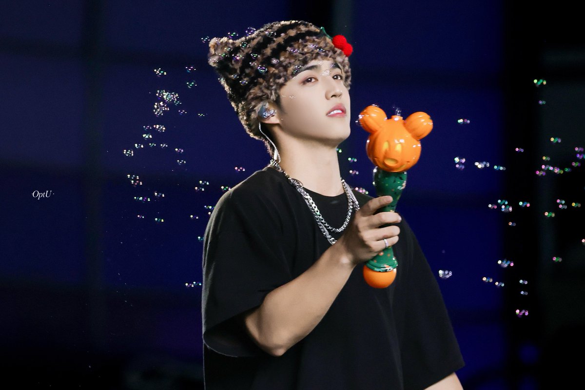 ·OptU·Scoups· tweet media