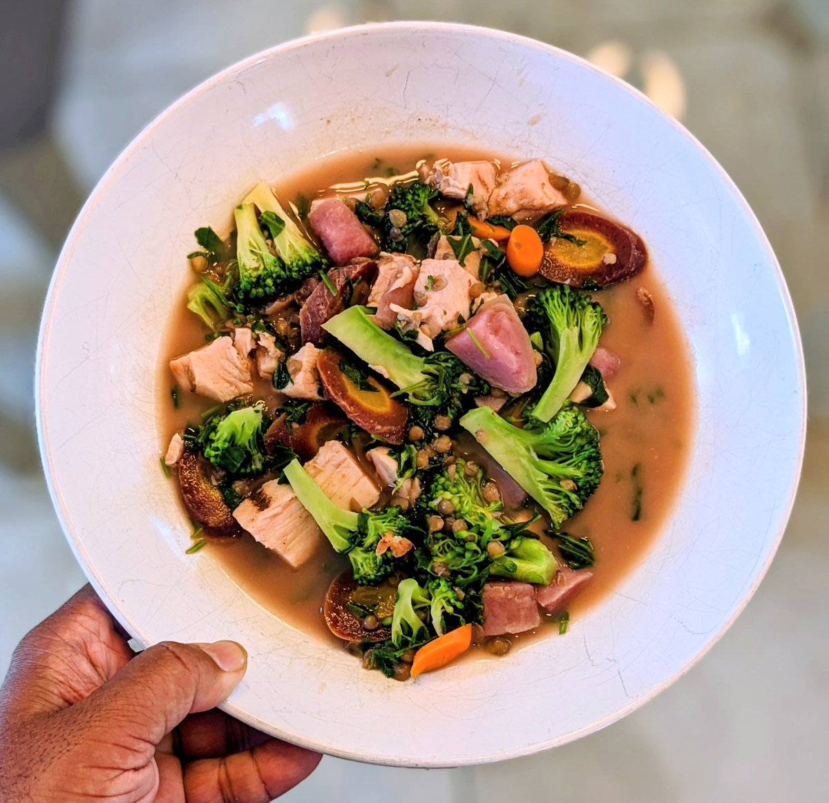 Had myself a healthy dinner of roasted chicken, steamed broccoli and made a stew out of it with bone broth. What did you have?