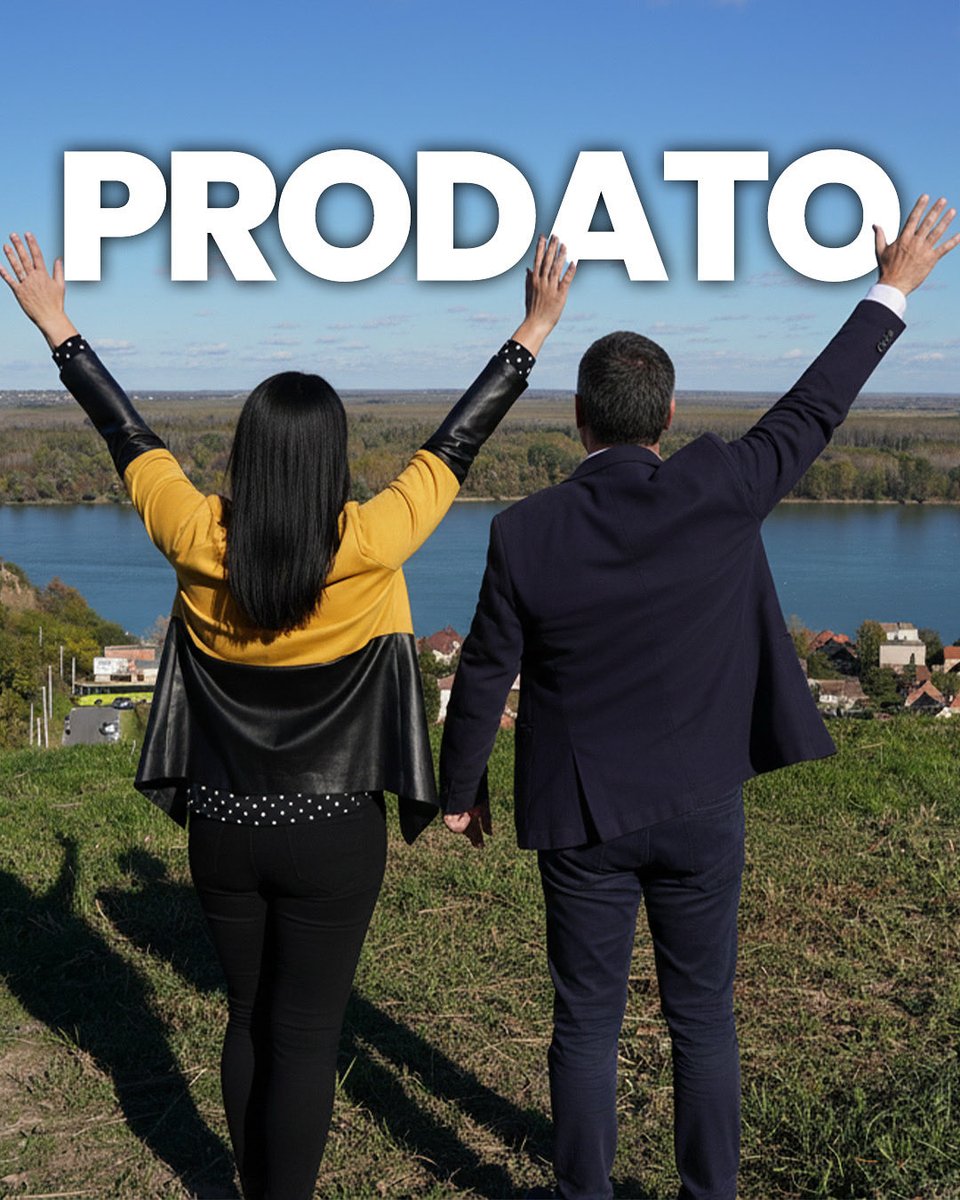 Real_House's tweet photo. Prodat je plac sa najlepšim pogledom na Dunav.
Mnogo je ljudi došlo da vidi ovaj plac, neki od njih su bili ozbiljni kupci, a neki seusamo hteli da naprave fotku za instagram. https://t.co/zVfQ0mxT14