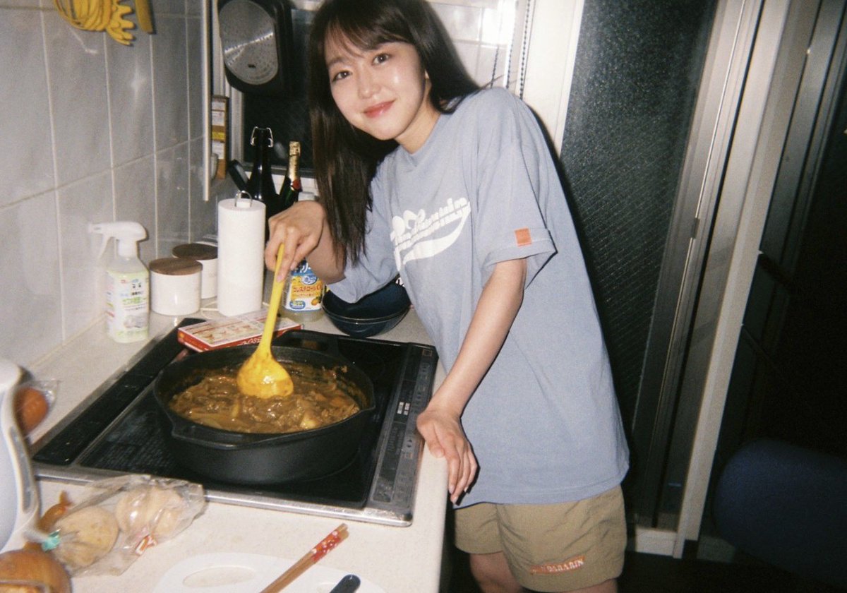 milky_renai's tweet image. こんな可愛く写真撮ってくれる旦那、最高すぎる…。って思ってたけど、この裏側で浮気してるんやと思うと。ゾッとするわああああああ😢