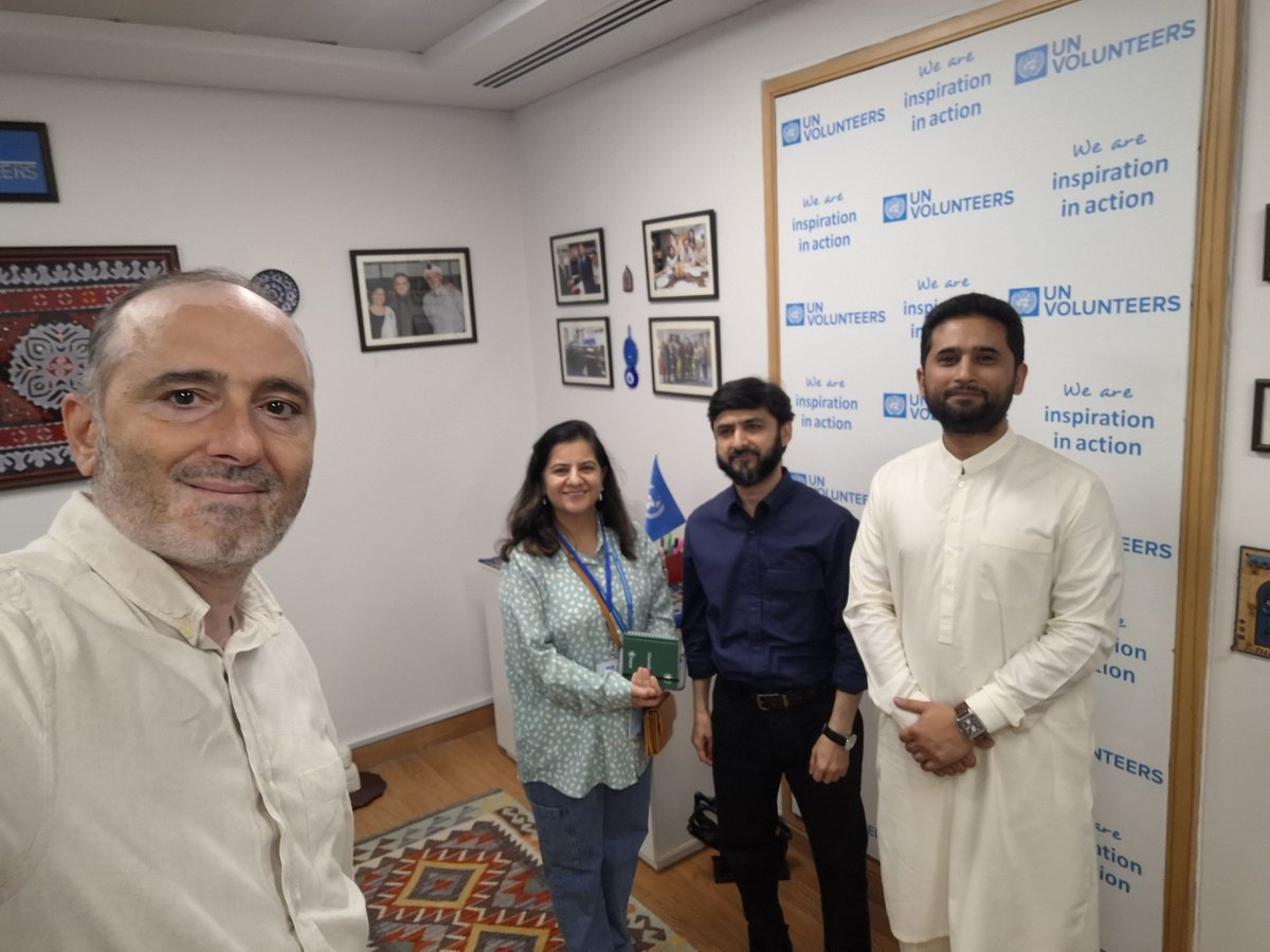 Welcomed <a href="/WFPPakistan/">WFP Pakistan</a> HR team at <a href="/UNVPakistan/">UNV Pakistan</a> office today while we restart our partnership with them on flood response. 

After 2022 floods, 38 community <a href="/UNVolunteers/">UN Volunteers</a> served <a href="/WFP/">World Food Programme</a> in two provinces as monitoring assistants.