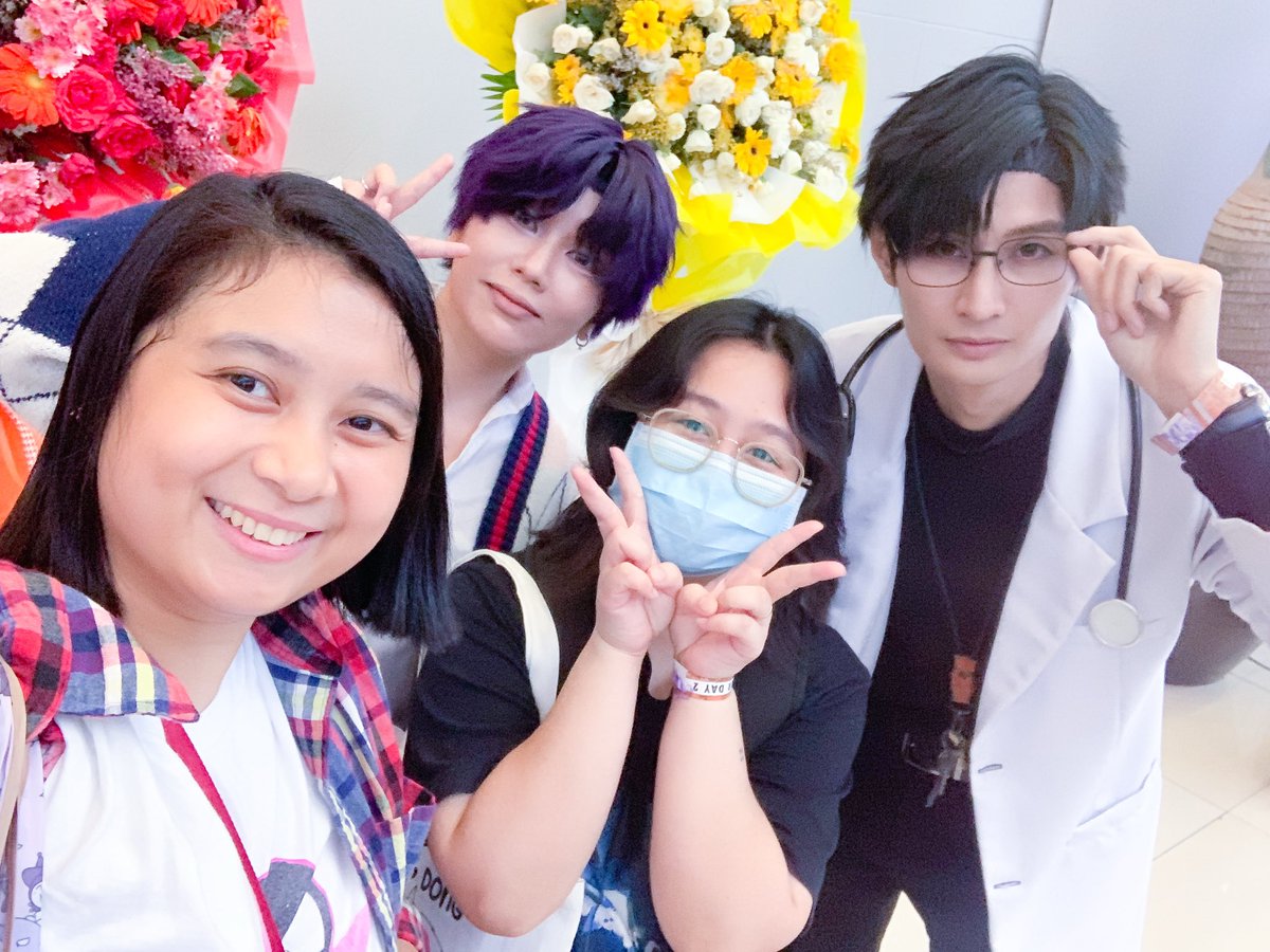 gyronselia's tweet image. cosplay mania 2025 day 2 photodump thread 📸💥🎶☺️🐱🫶🏼💖 #lateupload