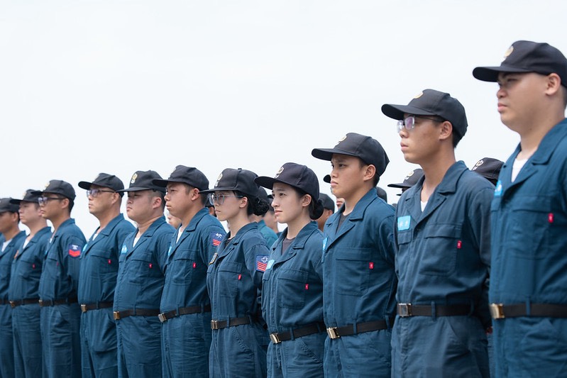 MoNDefense's tweet photo. President Lai Ching-te visited the #ROCN Cijin base in Kaohsiung to encourage troops in #ExerciseHaiChiang. He stressed the drill’s importance in validating the #ROCArmedForces’ capabilities and pledged continued progress through new training, equipment, and technologies. https://t.co/gLsgZ2xju8