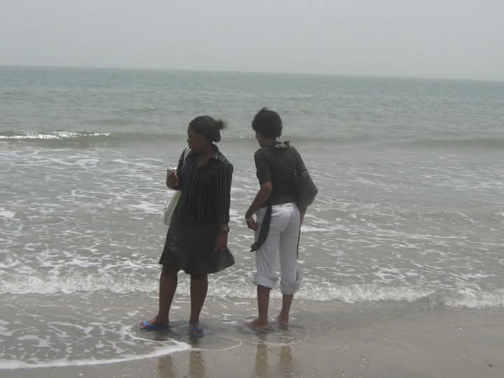 Roselyn Hanzi tweet media