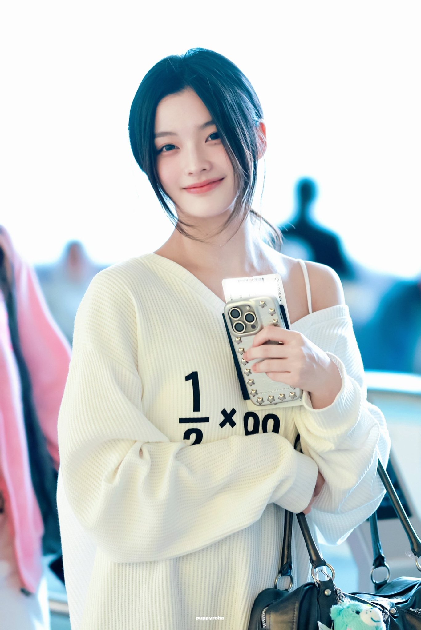 G3cVknoW8AAqETX?format=jpg&name=large