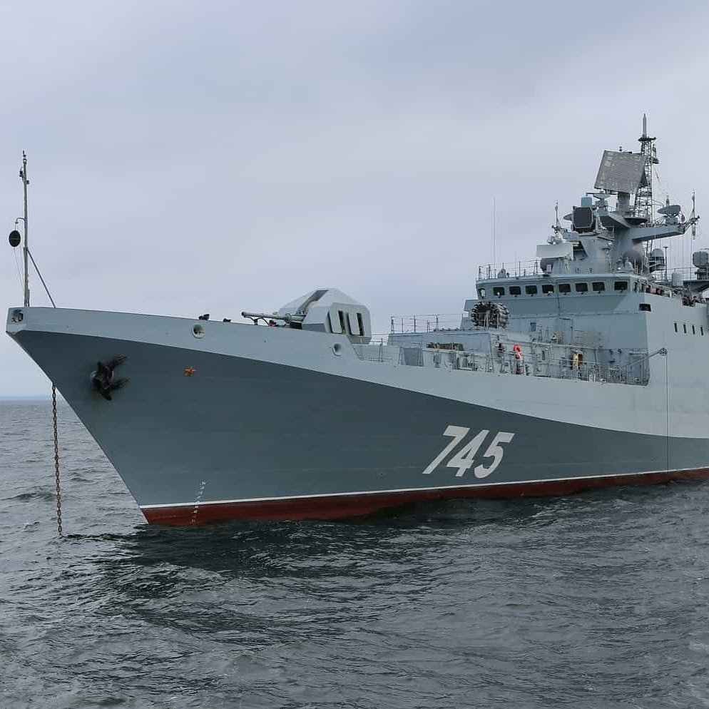 OccupySchagen's tweet image. #Occupy: A meeting of the 🏴‍☠️#EURO_PIRATES,
how to steal the 🇷🇺#Russian Gold from 🇪🇺#Brussels and are met by The 🇷🇺#Admiral_Grigorovich...