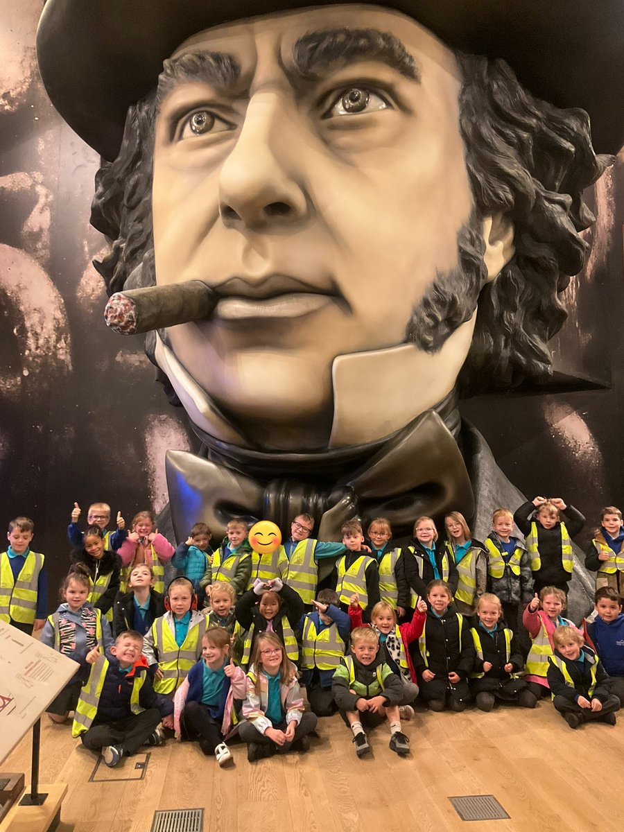 HVA_elmclass's tweet image. Our trip to Brunel’s SS Great Britain 🇬🇧 We enjoyed hopping on board the ship, visiting the amazing museum and learning loads in our engineering workshop🌟