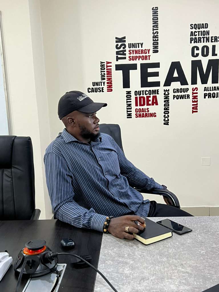 mrwolfng's tweet image. If you believe you can fly
Then, why don't you try? Instead of doubting yourself
Living in negative vibes
Get up, and say yes you can, and appreciate the simple things
Like the mountains and seas
And the land and the trees
And the flowers and leaves
Air that you breathe...