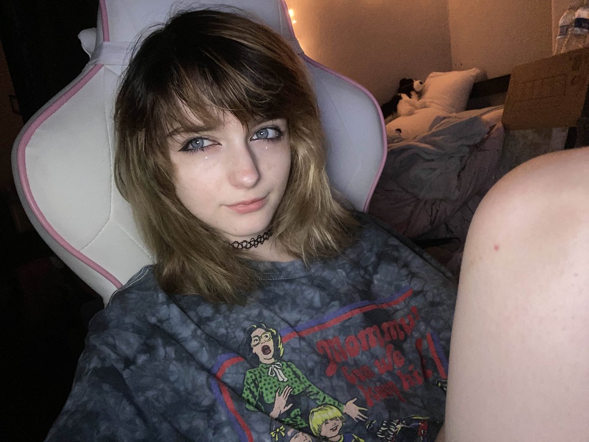 ClumsySlave's tweet photo. Constantly thinking of getting raped and forced to cum over and over and over. Ugh fuck I need that so bad. I keep cumming just thinking about it but I am just getting hornier and need to cum more! #cnc #rapebait #rapekink https://t.co/nfZ3AMMQC0