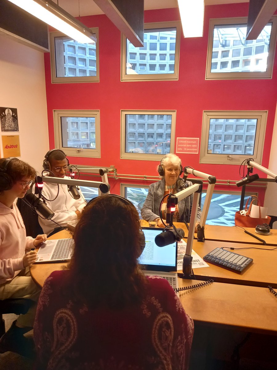 La radio <a href="/DeltaFm902/">Delta Fm</a> implantée au sein du <a href="/LP2I_86/">Lycée Pilote Innovant International #LP2I</a> du <a href="/futuroscope/">Futuroscope</a> accueillait hier la conseillère 
<a href="/BeneLesage/">Bénédicte Lesage</a> et <a href="/Arcom_Poitiers/">Arcom Poitiers</a> pour une émission spéciale. Ce média radio constitue  depuis 1987 un outil de formation au service des lycéens.