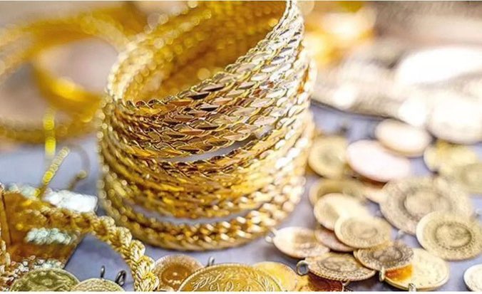 #altın rekor kırıyor.
Çeyrek altın, tarihinde ilk kez 10 bin TL'yi aştı.
#gramaltın  #xauusd
 #dolar
  #çeyrekaltın  #Gold