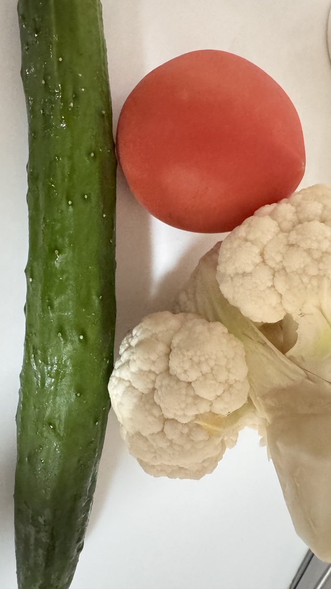 What am I going to cook?
わからないですよ！
隨心啦！
#晚餐
#晩ご飯
#dinner