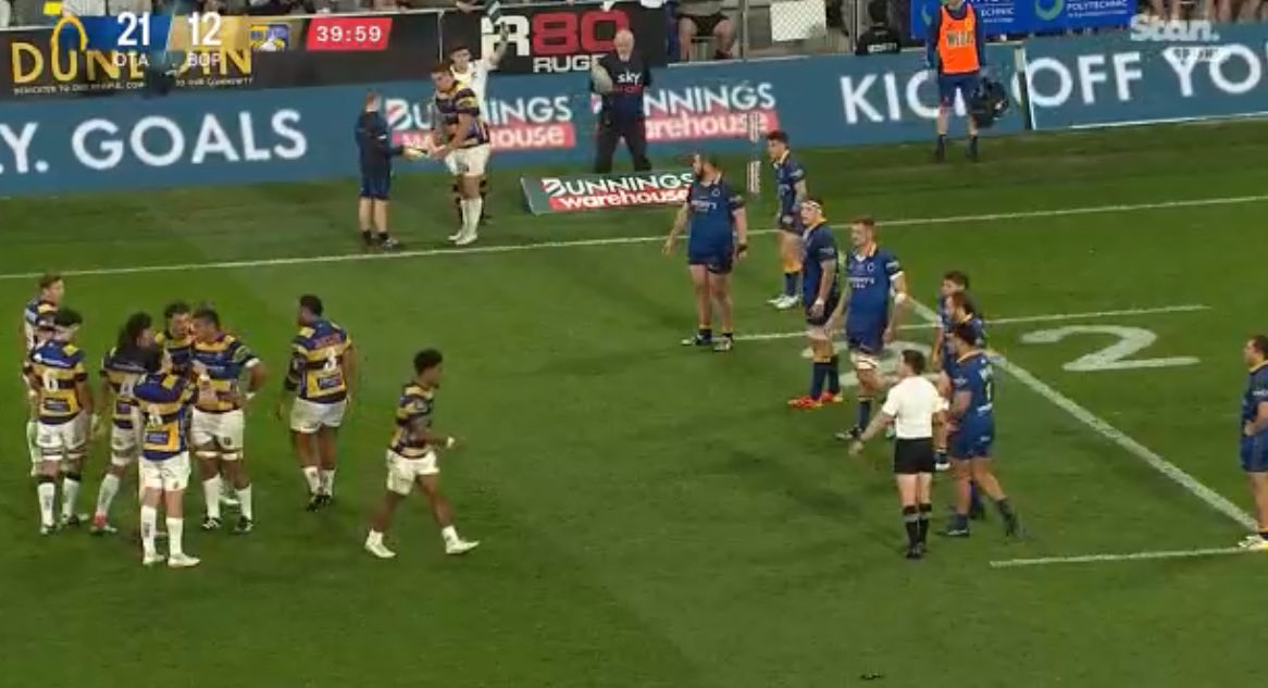 Rugby_Scoop's tweet photo. Good first half from Otago with 14 men in the last 10 minutes.
Mark Browns boys are up for this!!
#OTAvBOP #BunningsNPC #Rugby https://t.co/gwW0Jb2nnF