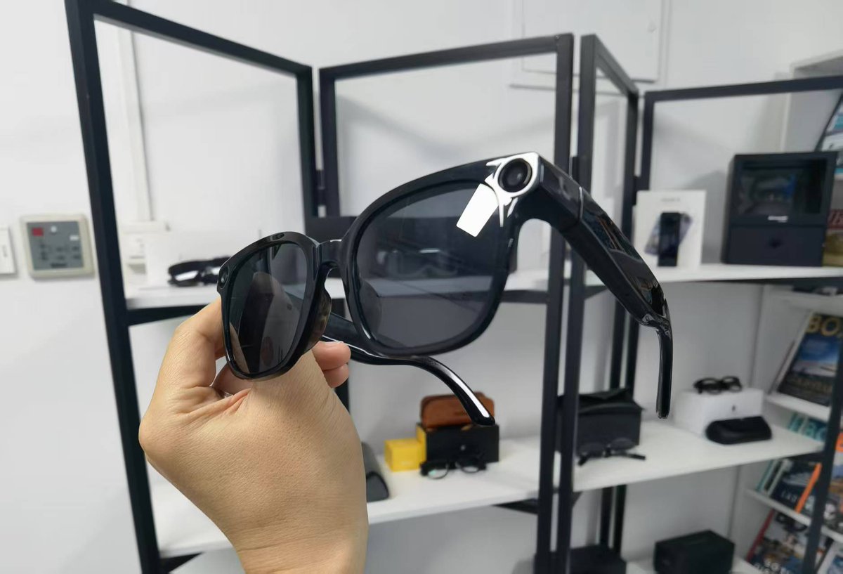 VRARWorld's tweet photo. LAWK @lawakenglasses View AI Glasses first look! Details later, but wow, these are something else! https://t.co/OemQHdHL0j