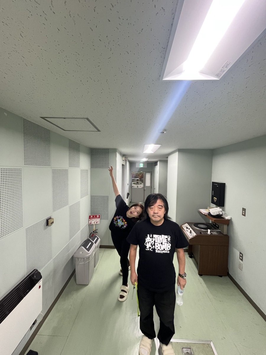 tobefr797's tweet image. 【翔べ！FRI-TAG‼︎】始まります!
先日は【PAPA DA SOUL かんてんぱぱ AND YOU】にお越しいただいたみなさまありがとうございましたーー！！！

今日もみなさんからのメッセージお待ちしてます💌
fmnagano.co.jp/fritag/
📩tag@fmnagano.co.jp

今日のいのちゃんと鬼ちゃんです📸
#とべフラ #FM長野