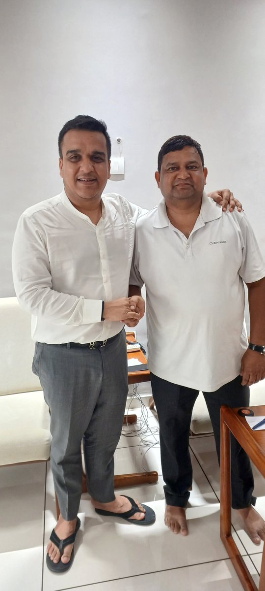 jpsin1's tweet image. मेरे प्रिय मित्र हर्ष भाई संघवी @sanghaviharsh का बेहद शानदार प्रमोशन हुआ है
वह राज्य कक्षा के स्वतंत्र प्रभार के मंत्री से सीधे गुजरात राज्य के उपमुख्यमंत्री बनाए गए हैं
हर्ष भाई आपको गुजरात राज्य का उपमुख्यमंत्री बनने पर बहुत-बहुत बधाई