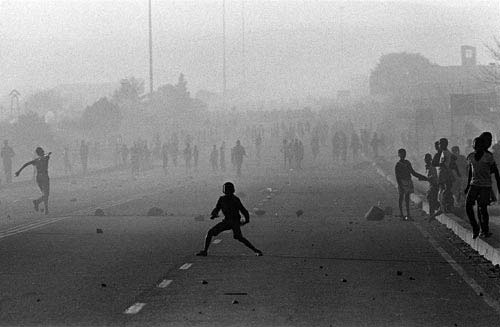 Youth protest at Thokoza, late 70s. Photo by Raymond Preston