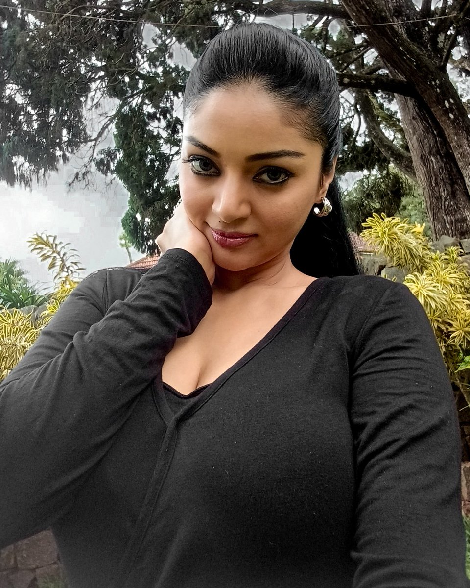 Jessica_552002's tweet photo. #Sanam #sanamshetty https://t.co/s1229jT5cO