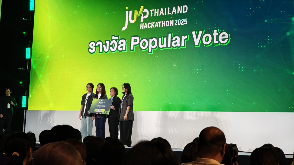 TECHMX_NET's tweet image. โฉมหน้าทีมที่ได้รางวัลจากภารกิจคิดเผื่อ “JUMP THAILAND Hackathon 2025” เวทีการแข่งขันนวัตกรรมจากพลังความคิดสร้างสรรค์เพื่อเพิ่มศักยภาพให้ผู้สูงอายุและคนพิการสามารถสร้างรายได้อย่างยั่งยืน
#AISACADEMYforTHAls #AISAcademyxLifefest40พลัสรู้ก่อนดี